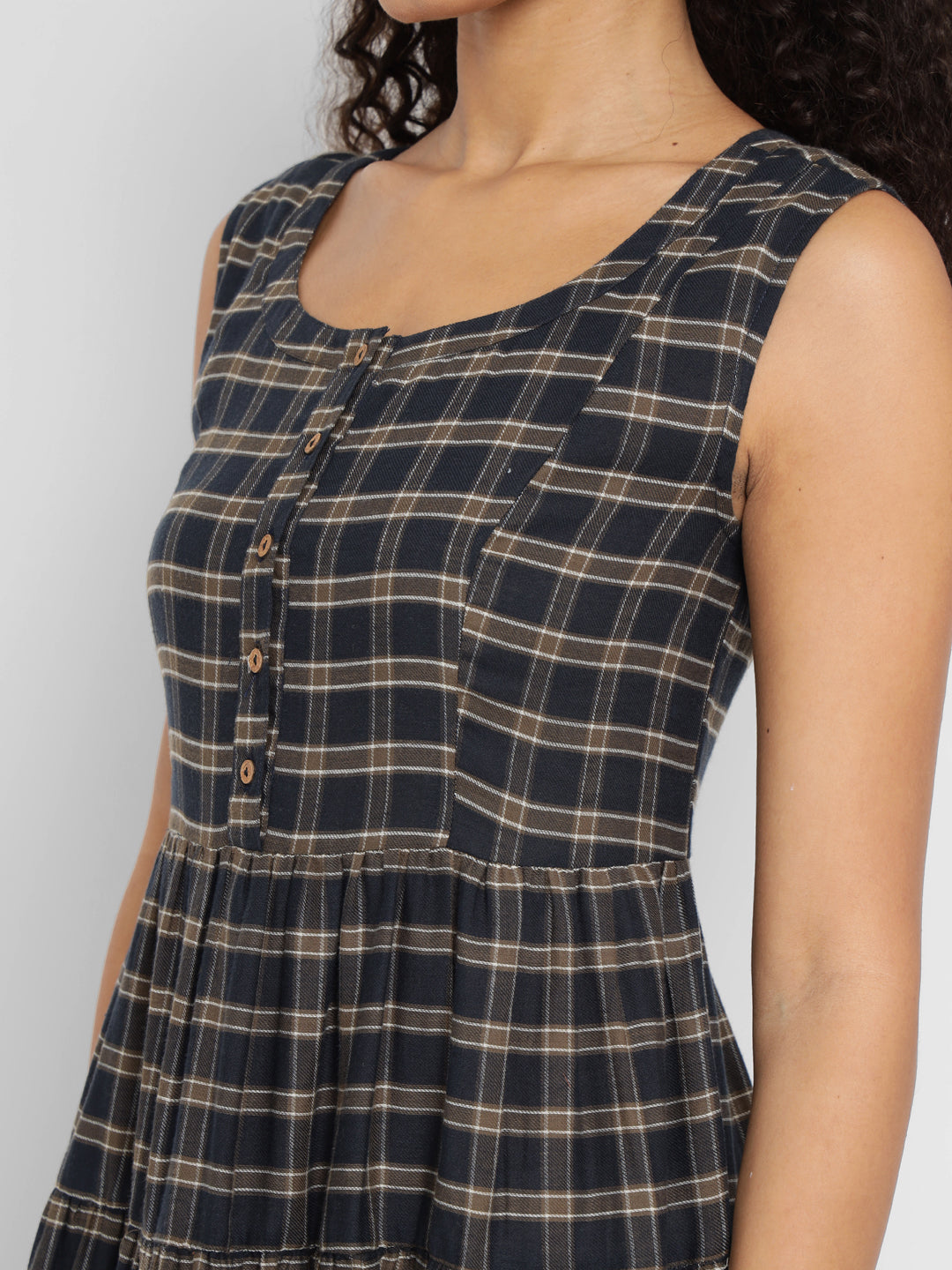 Porsorte Navy Blue & Beige Checked A-Line Sleeveless Midi Dress for Women